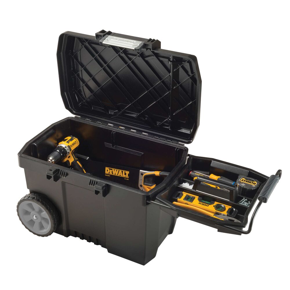 [DWST33090] 15 Gallon Contractor Chest