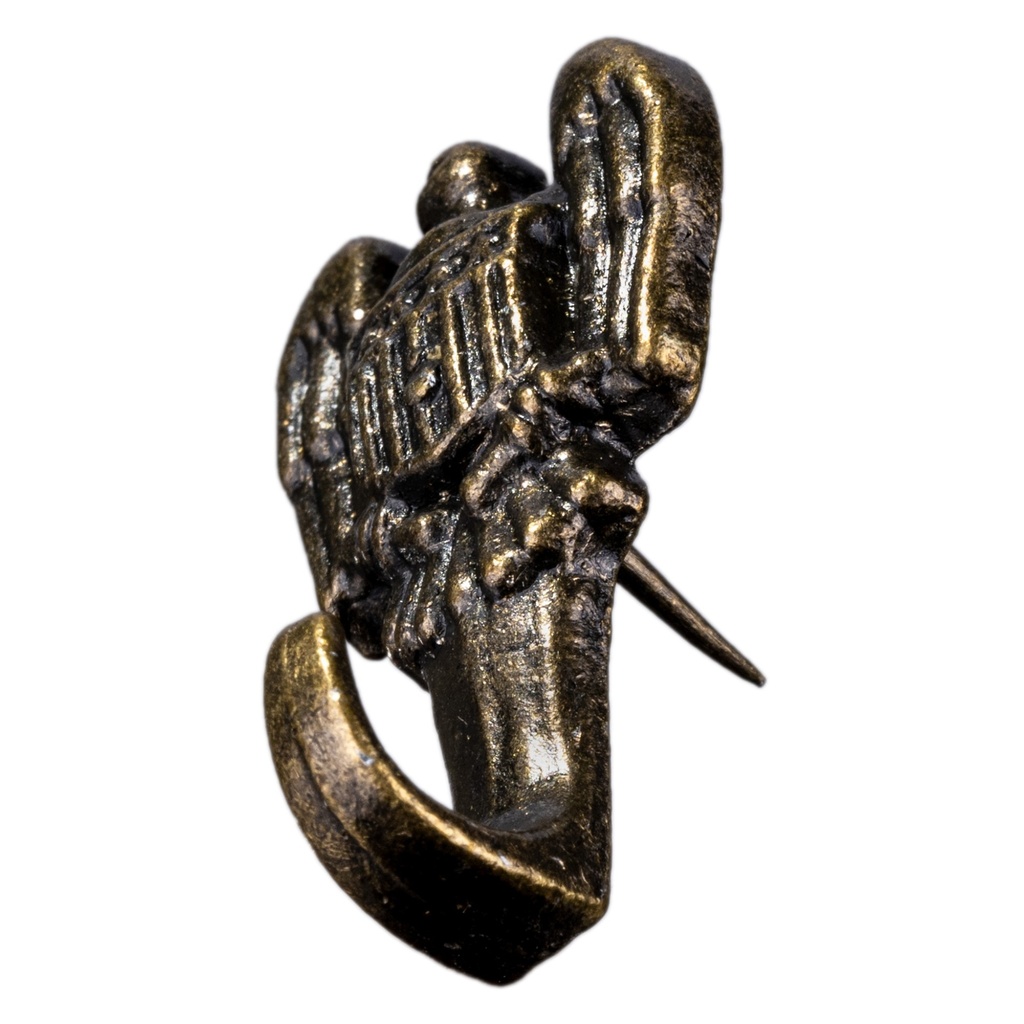 Eagle Push Pin Hang AB