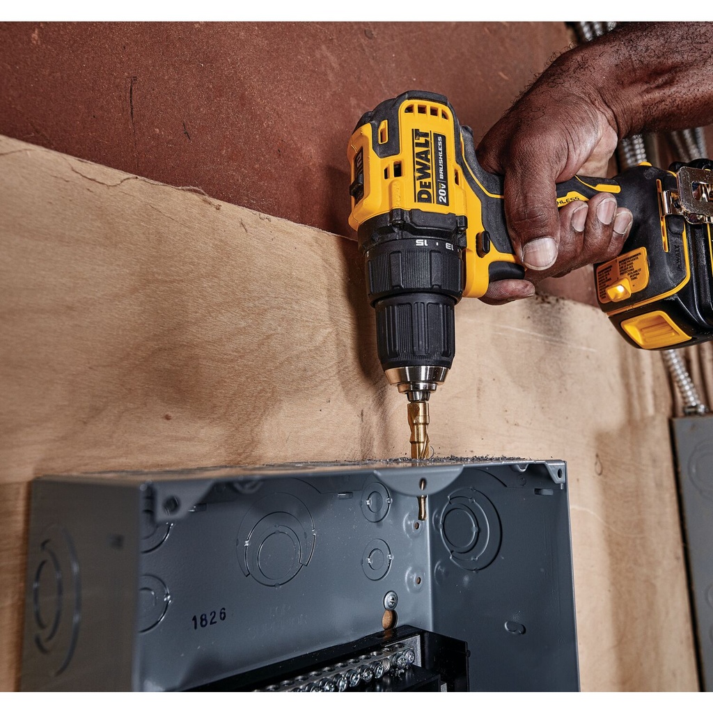 [DCD708C2] 20V MAX BRUSHLESS DRILL KIT COMPACT