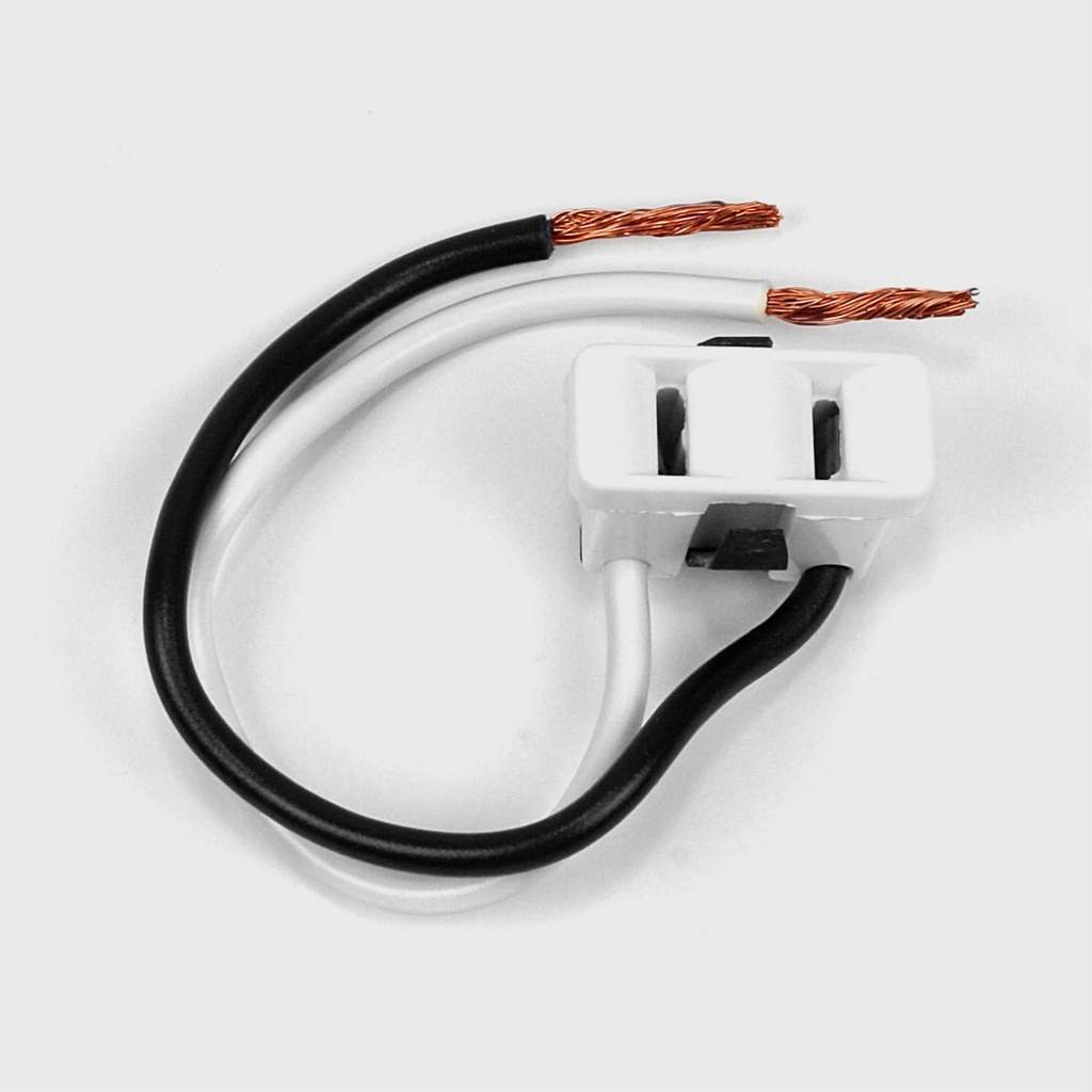 [MFC61015] OUTLET 2 PRONG WHITE 2 WIRE LEA