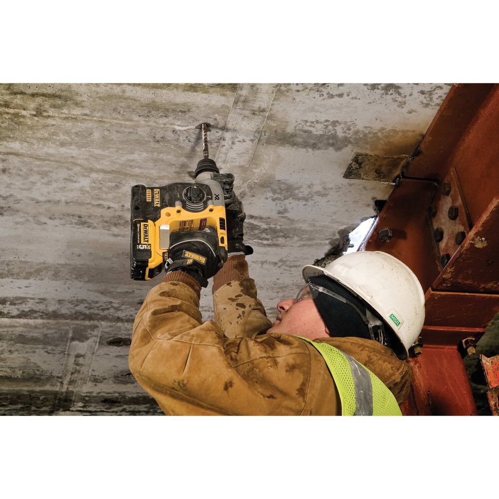 [DCH273P2] 1 IN SDS PLUS ROTARY HAMMER