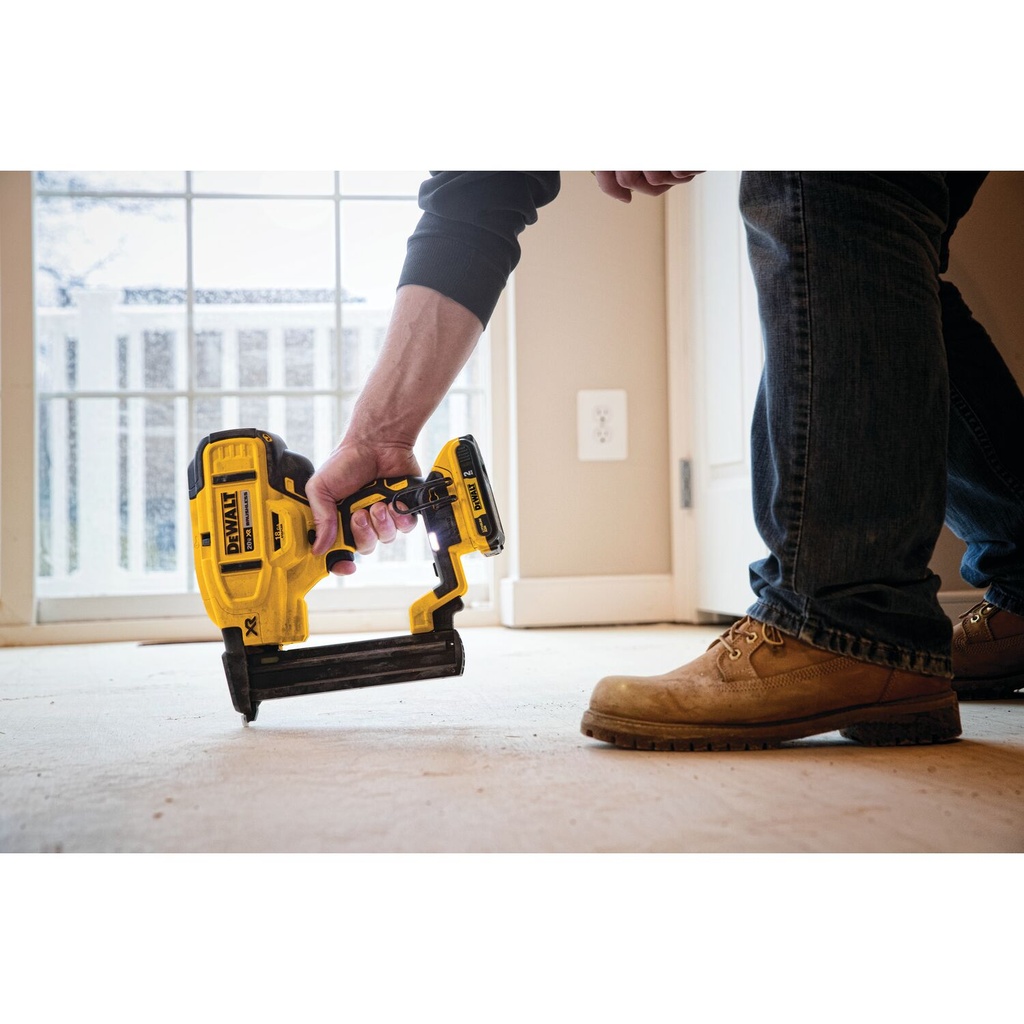 [DCN681B] 20V MAX 18GA NARROW CROWN STAPLER BARE